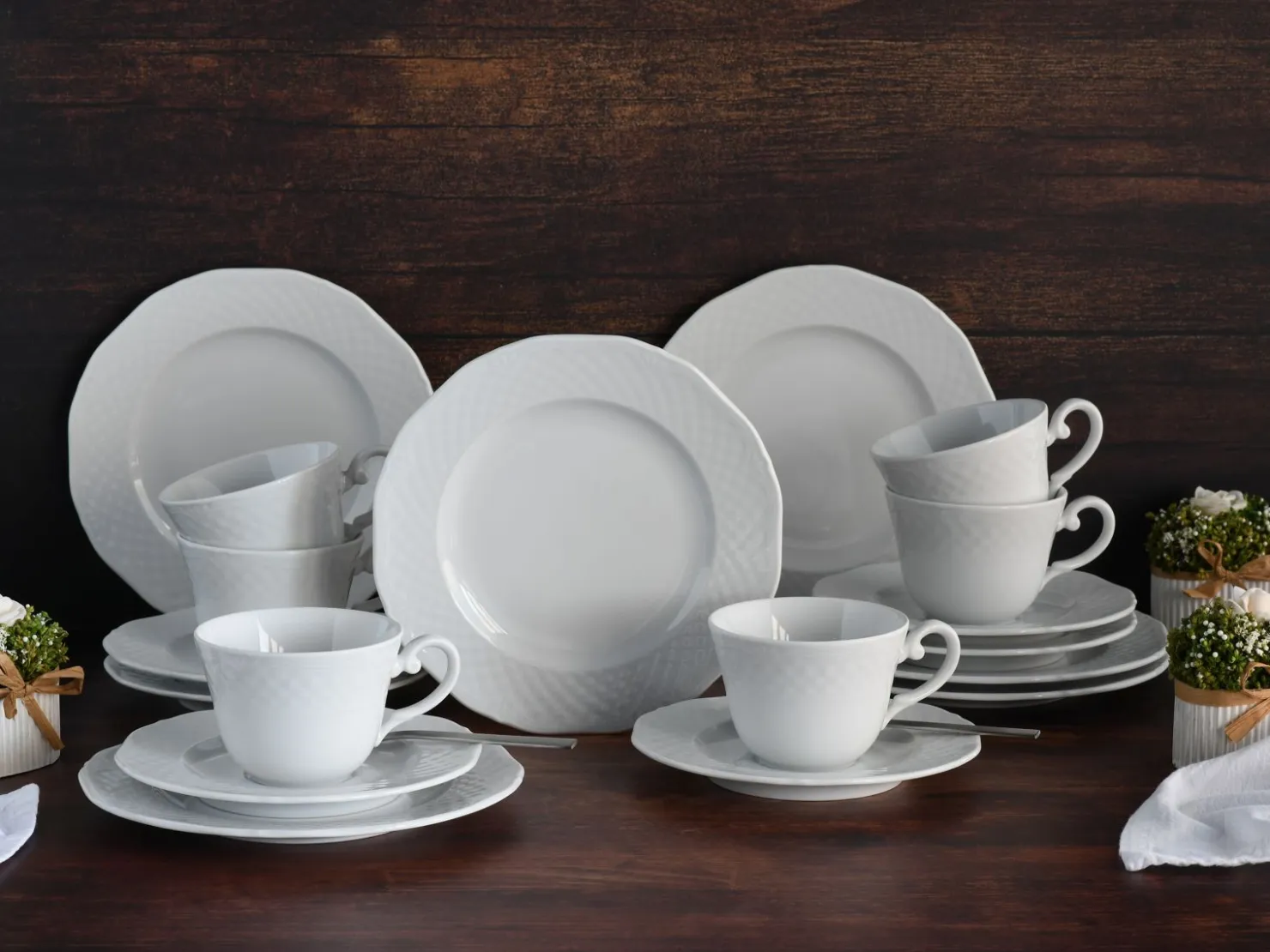 Creatable Geschirrset|Arianne - Kaffeeservice 18-tlg - Weiss