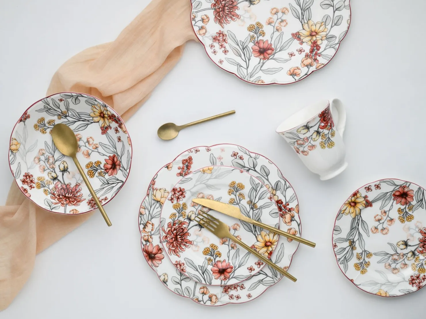 Creatable Geschirrset|Fiore - Kombiservice 16-tlg - bunt