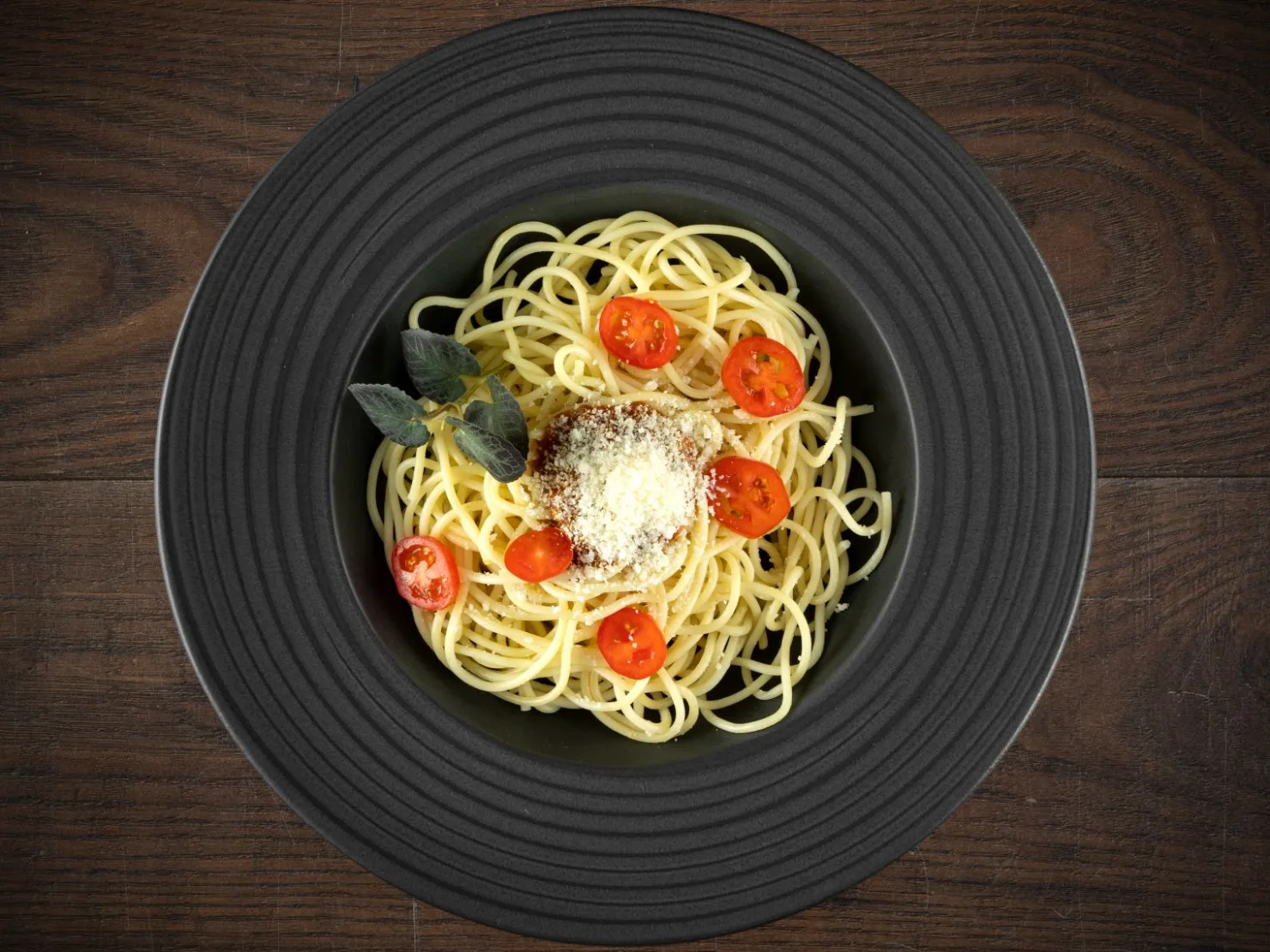 Creatable Pizza & Pasta|Geschirrset|Lava Stone - Pastateller 4-tlg - Schwarz