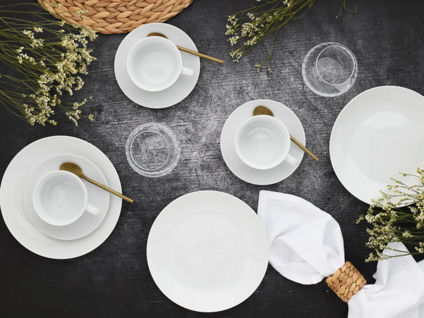 Creatable Geschirrset|Luna Color Line - Kaffeeservice 18-tlg, Luna - Kaffeeservice 18-tlg, Luna Black Line - Kaffeeservice 18-tlg - Color Line