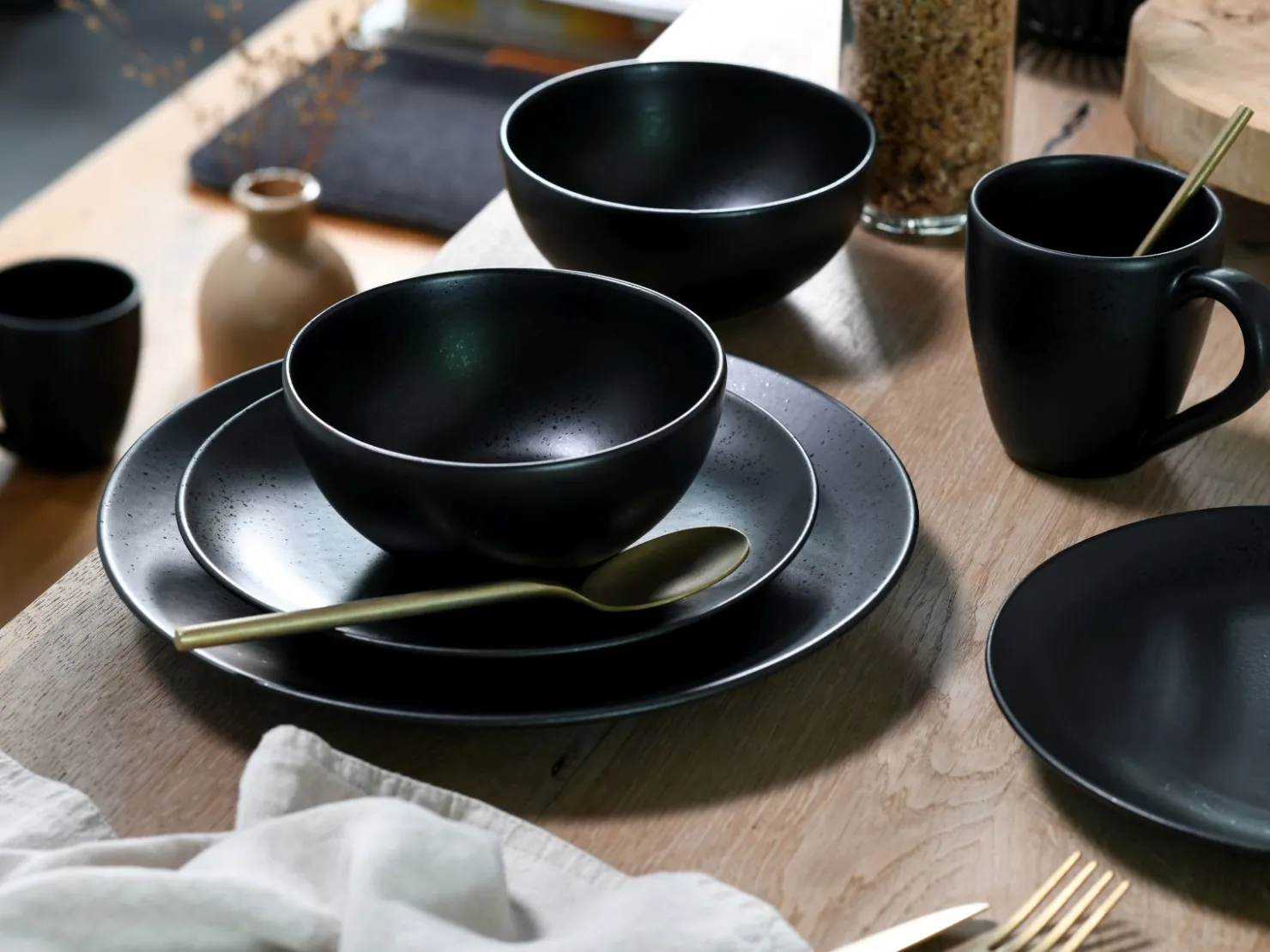 Creatable Geschirrset|Magic Black - Kombiset 8-tlg - Schwarz