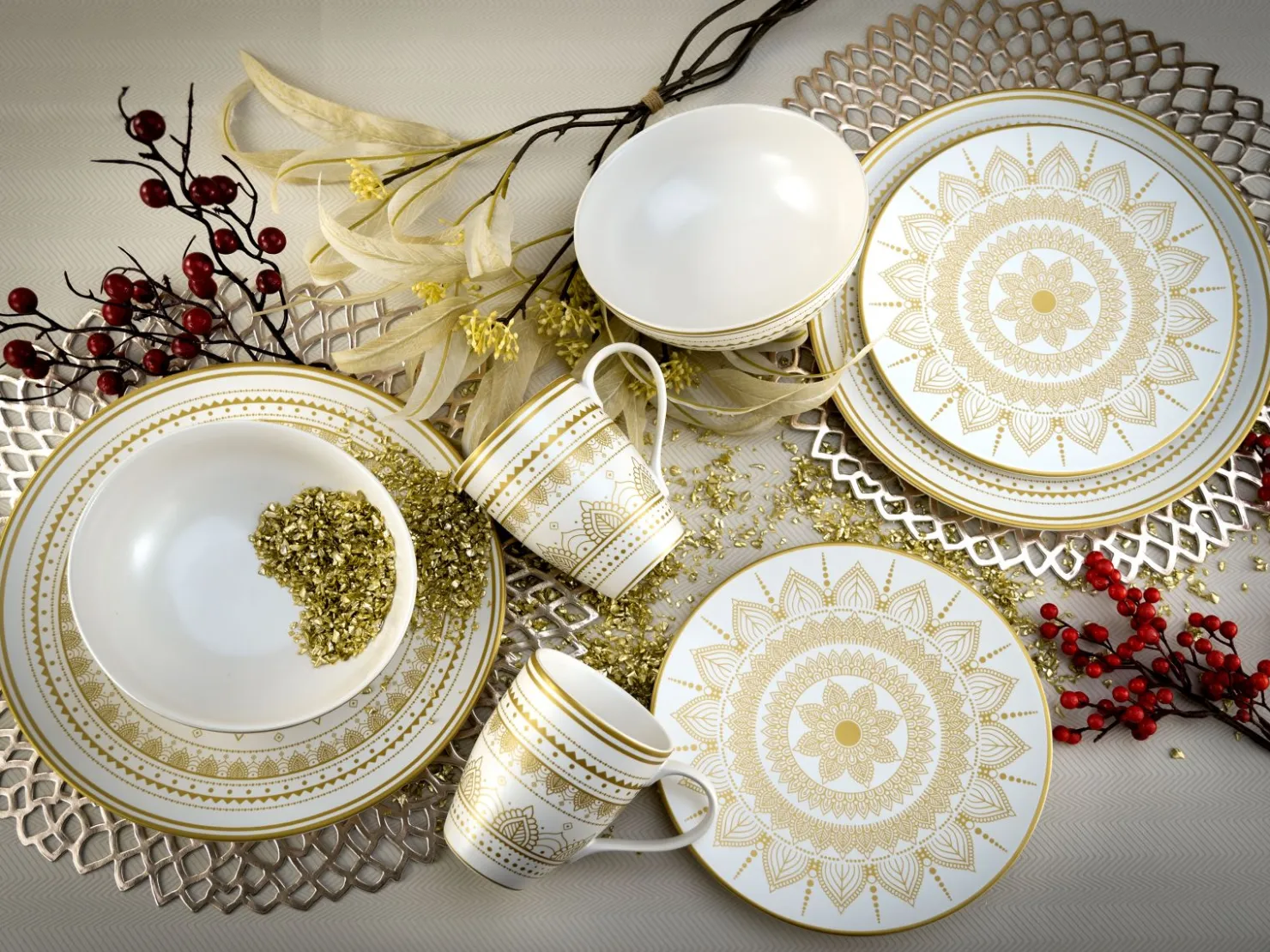 Creatable Geschirrset|Mandala - Kombiservice 8-tlg - Gold-Schwarz