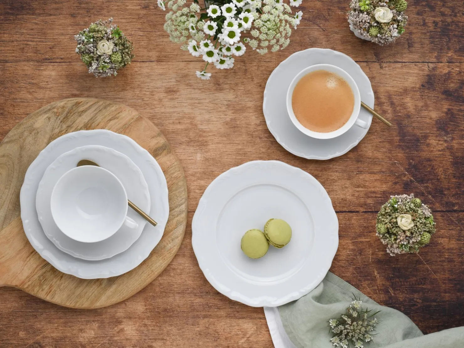 Creatable Geschirrset|Maria Theresia - Kaffeeservice 18 tlg - Weiss