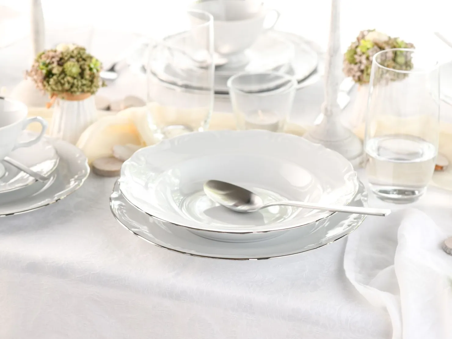 Creatable Geschirrset|Maria Theresia - Kombiservice 30-tlg - gold