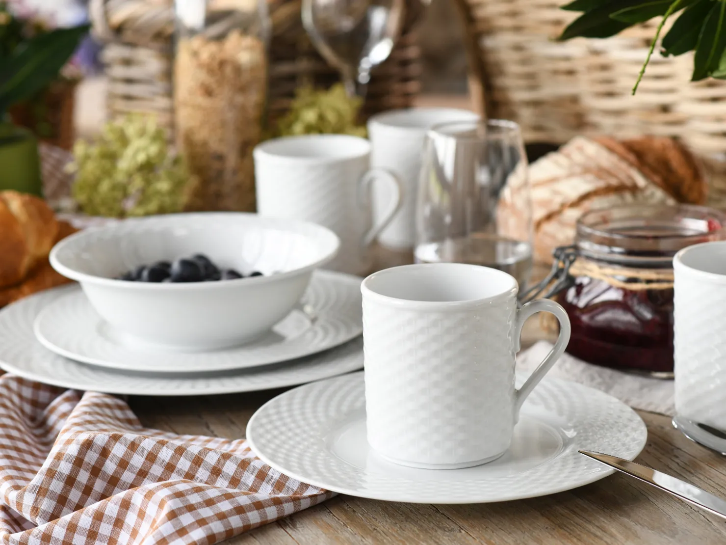 Creatable Geschirrset|Polo - Kombiservice 16-tlg - Weiss