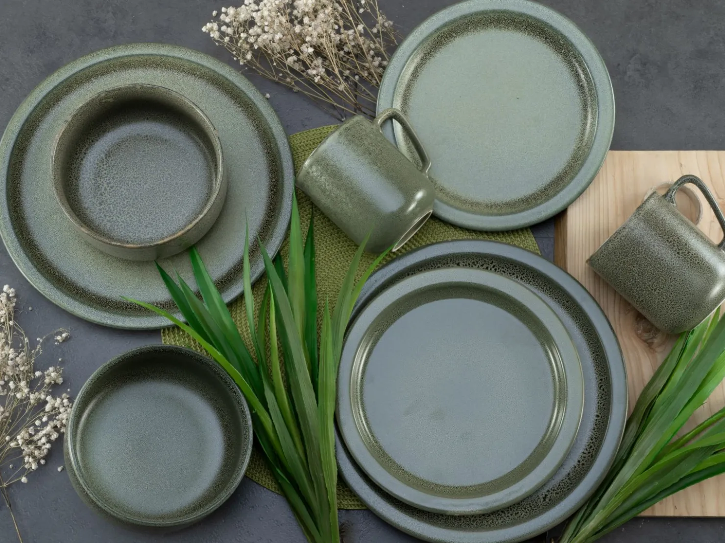 Creatable Geschirrset|Sylt - Kombiservice 8-tlg - Dark green
