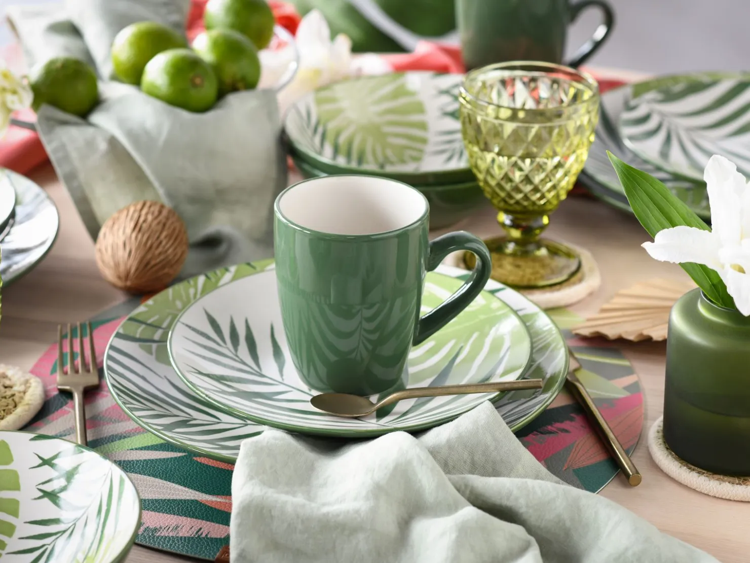 Creatable Geschirrset|Tropicana - Kombiservice 16-tlg - Grün