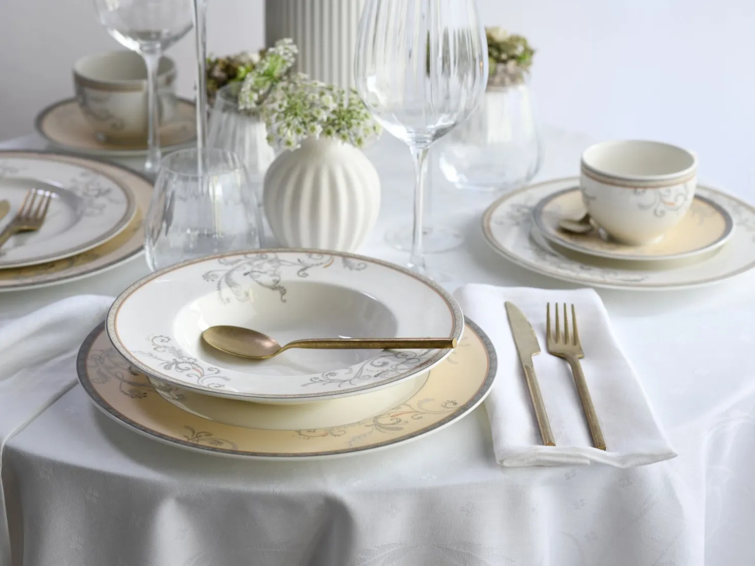 Creatable Geschirrset|Villa Medici - Kombiservice 30-tlg - Creme